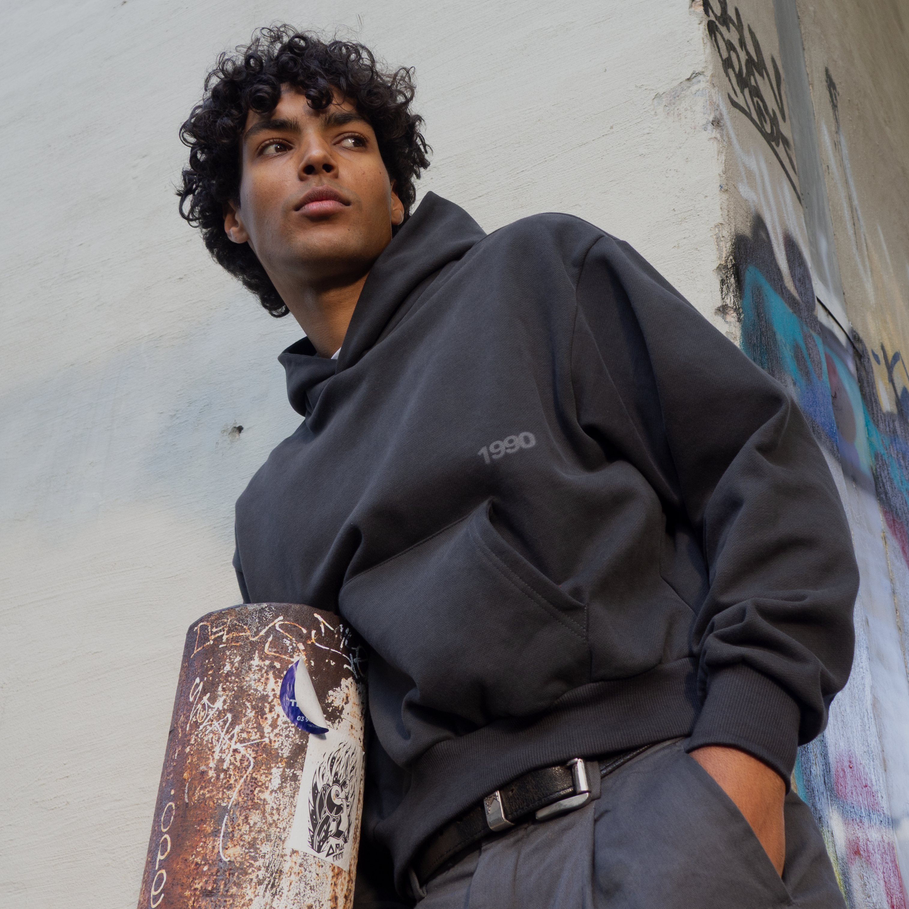 heavyweight boxy hoodie - faded black